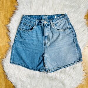 URBAN PLANET | Two Toned Blue Vintage High Rise Denim Shorts Size 5